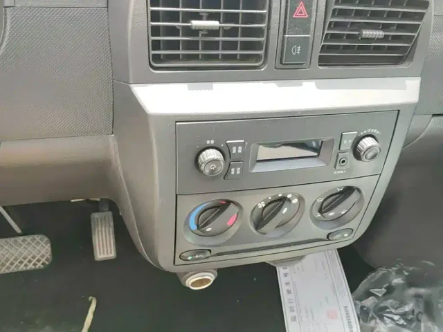 Wuling Rongguang EV — Фото автомобиля 12