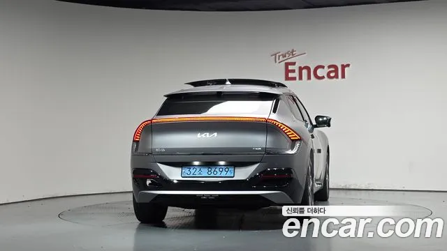 Kia EV6 — Фото автомобиля 4