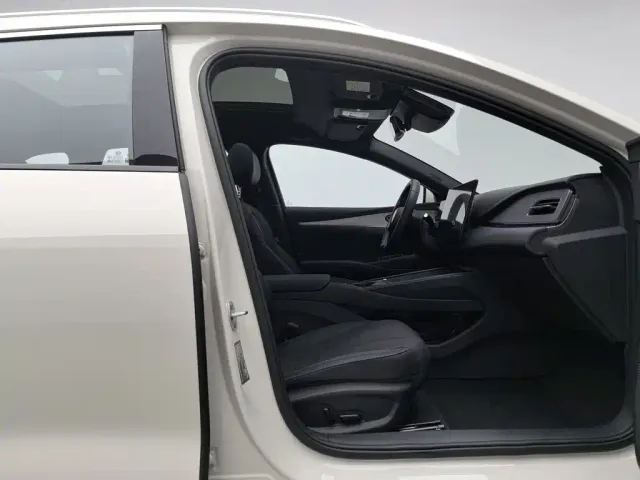 BYD Seal 06 DM-i Touring — Фото автомобиля 23