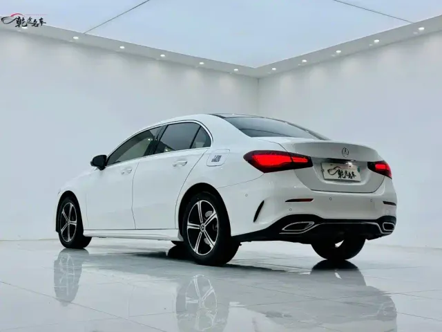 Mercedes-Benz A-Class — Фото автомобиля 5
