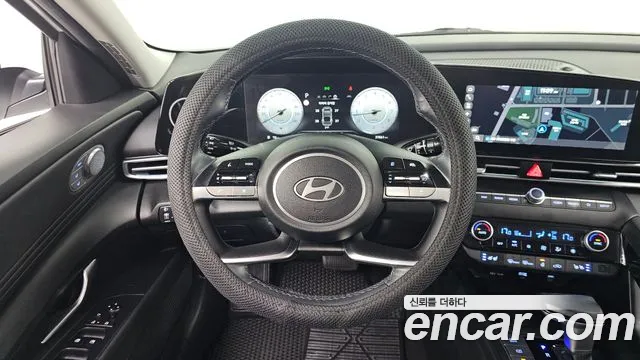 Hyundai Avante CN7 — Фото автомобиля 13