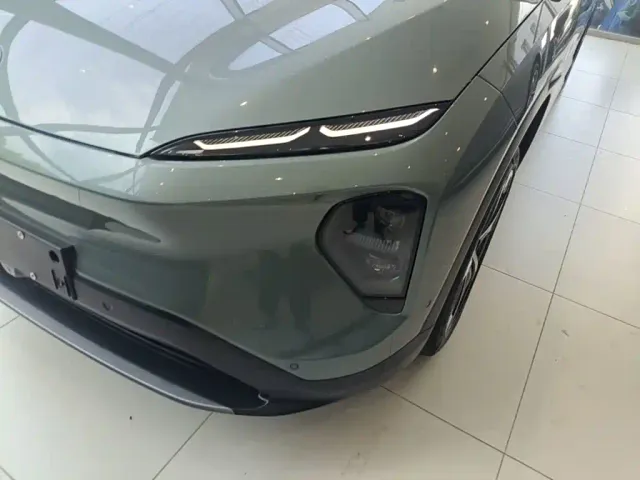 Nio ES7 — Фото автомобиля 23