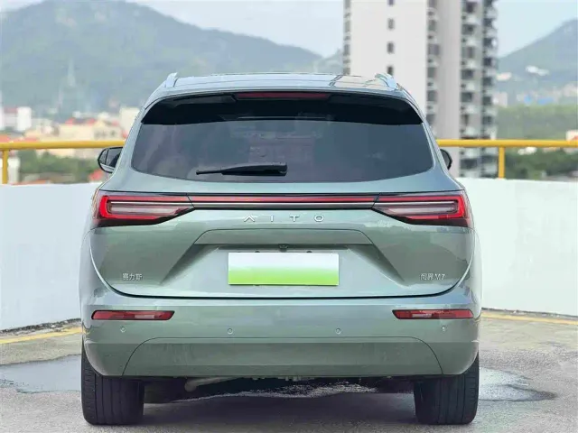Aito M7 — Фото автомобиля 5