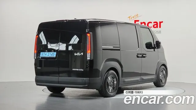 Kia PV5 — Фото автомобиля 2