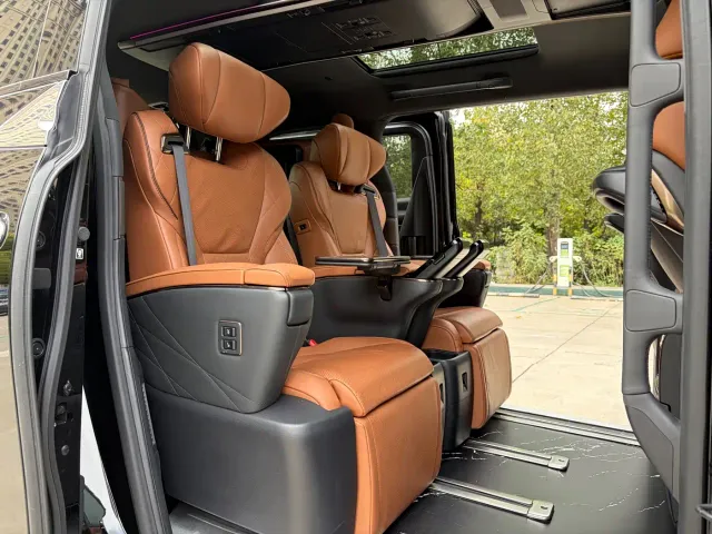 Toyota Alphard — Фото автомобиля 18