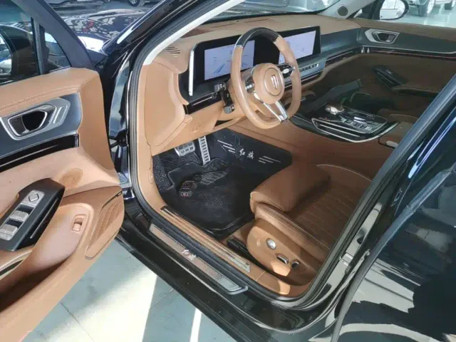 Hongqi H9 — Фото автомобиля 15