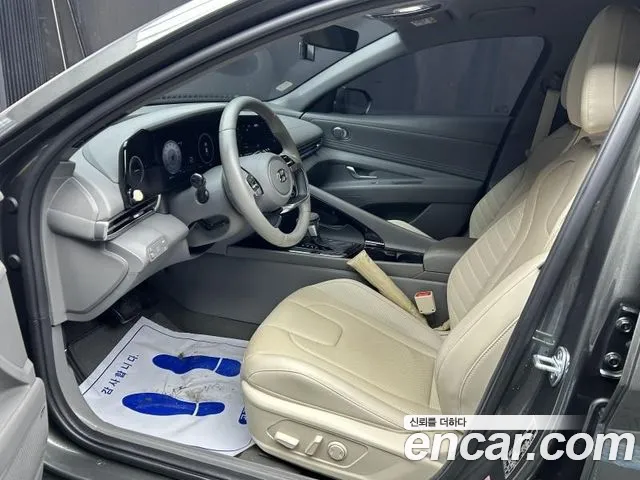 Hyundai Avante CN7 — Фото автомобиля 7