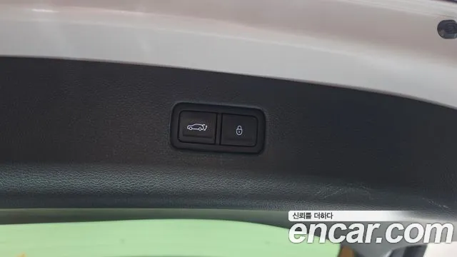 Genesis GV80 — Фото автомобиля 23
