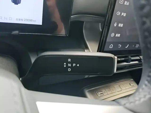 BYD FangChengBao Titanium 7 — Фото автомобиля 13