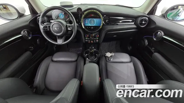 MINI Cooper — Фото автомобиля 10