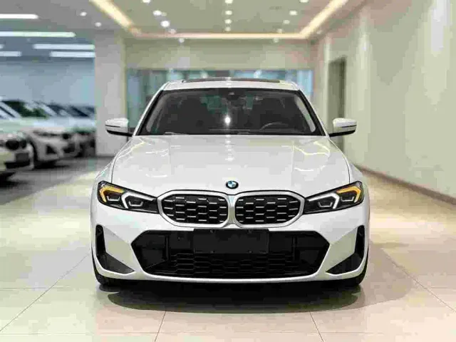 BMW 3 Series — Фото автомобиля 2