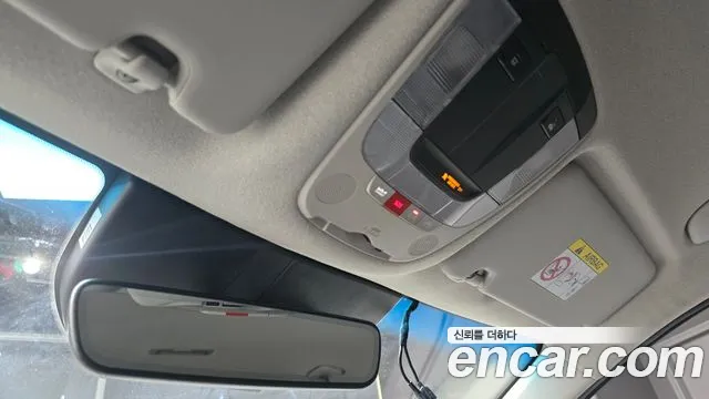 Kia Niro Niro (New) — Фото автомобиля 28
