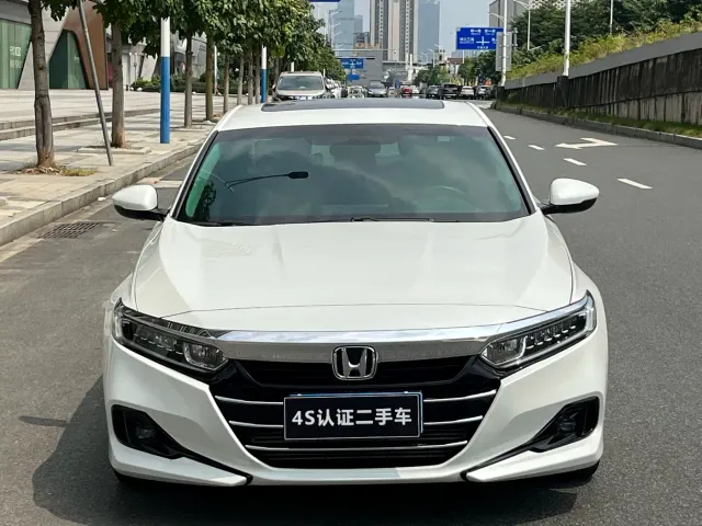 Honda Accord — Фото автомобиля 2