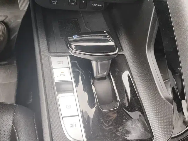 Hyundai Elantra — Фото автомобиля 10