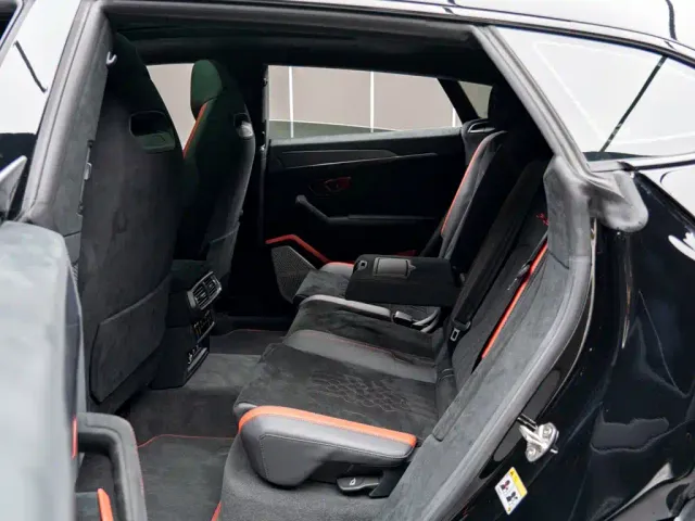 Lamborghini Urus — Фото автомобиля 13
