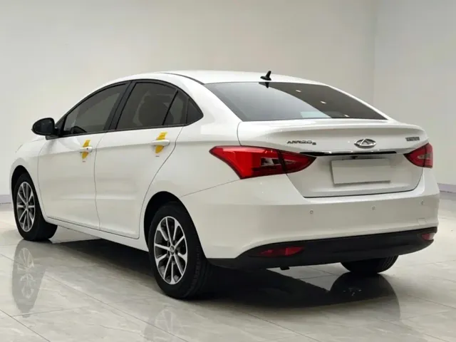 Chery Arrizo 5 — Фото автомобиля 4