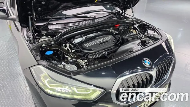 BMW 1 Series F40 — Фото автомобиля 6