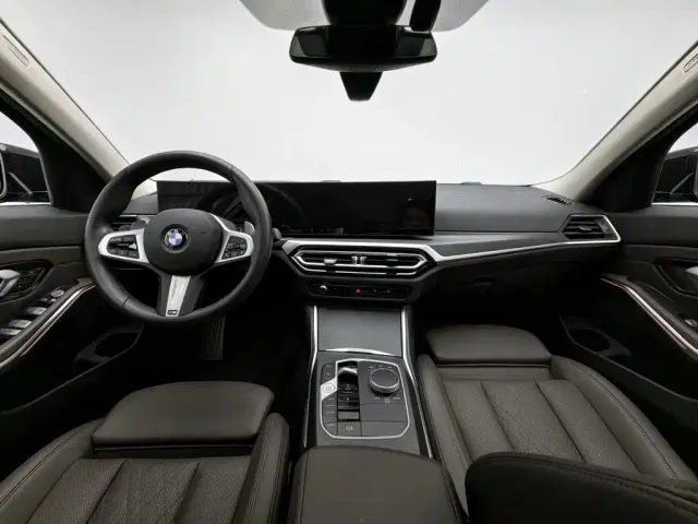 BMW 3 Series — Фото автомобиля 5