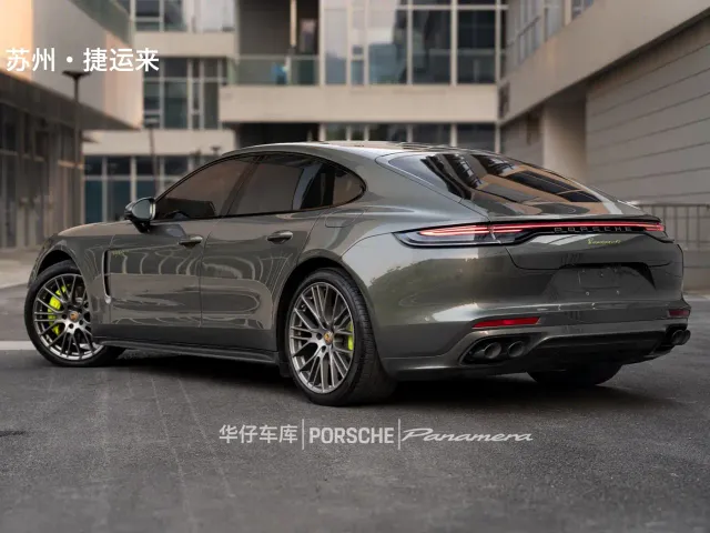 Porsche Panamera — Фото автомобиля 11