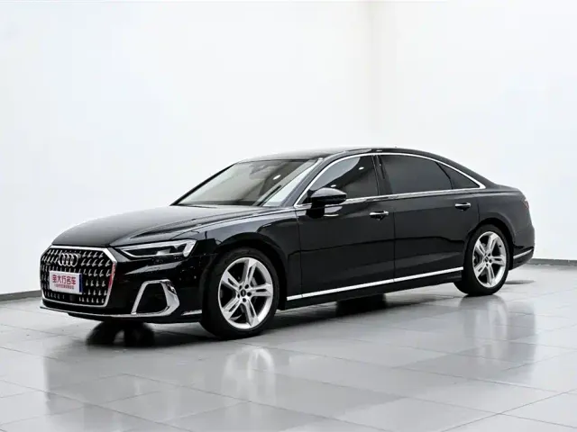 Audi A8 — Фото автомобиля 2