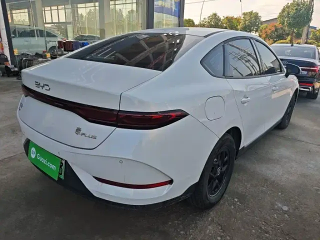 BYD Qin PLUS — Фото автомобиля 6