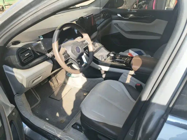 BYD Qin PLUS — Фото автомобиля 11