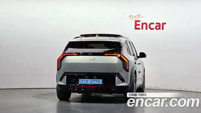 Kia EV3 — Фото автомобиля 4