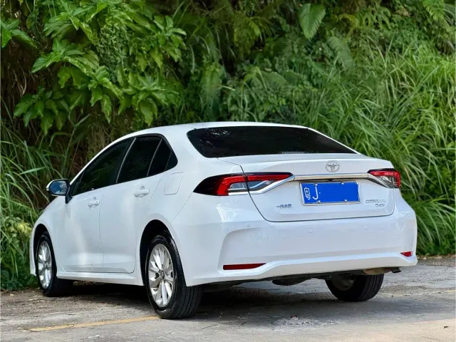 Toyota Corolla — Фото автомобиля 4