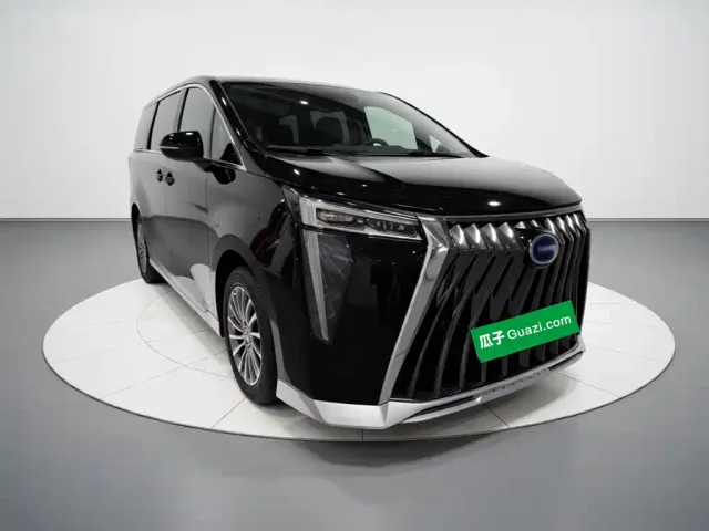 GAC Trumpchi M8 — Фото автомобиля 3
