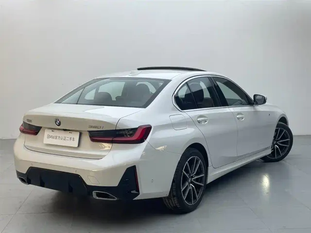 BMW 3 Series — Фото автомобиля 4