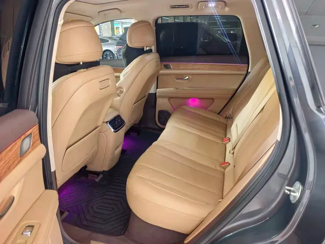 Aito M7 — Фото автомобиля 6