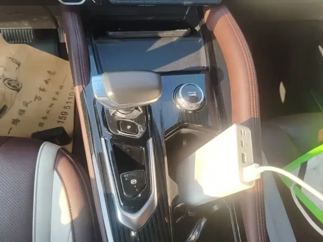Geely Xingyue L — Фото автомобиля 13