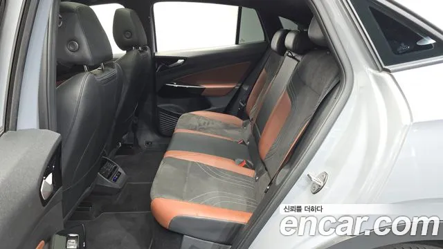Volkswagen ID.5 Pro — Фото автомобиля 11