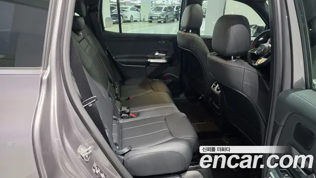 Mercedes-Benz EQB — Фото автомобиля 7
