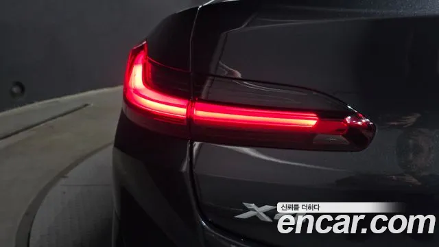 BMW X4 xDrive20i M Sport — Фото автомобиля 23