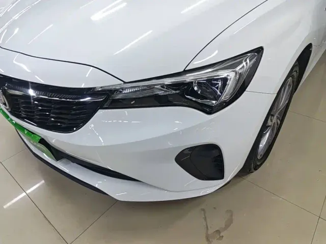 Buick Verano — Фото автомобиля 23