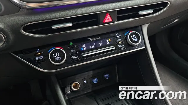 Hyundai Sonata Inspiration — Фото автомобиля 18