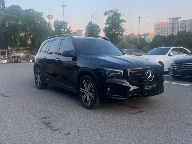 Mercedes-Benz GLB-Class — Фото автомобиля 5
