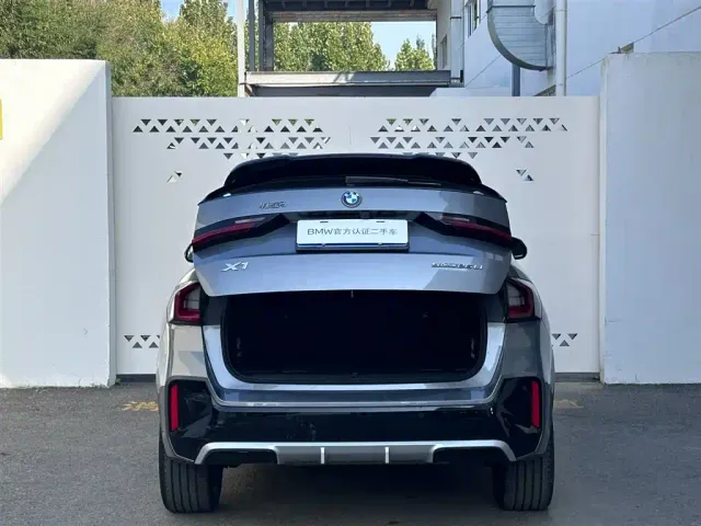 BMW X1 — Фото автомобиля 6