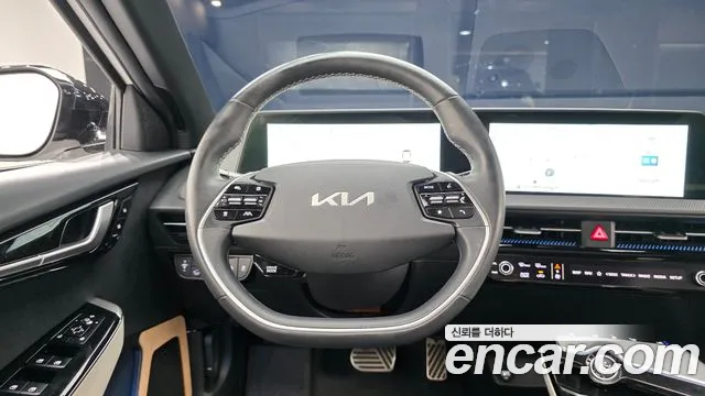 Kia EV6 — Фото автомобиля 14