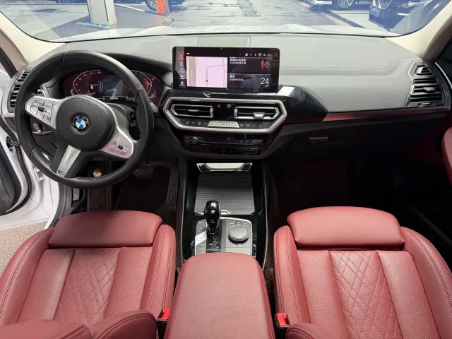 BMW X3 — Фото автомобиля 12