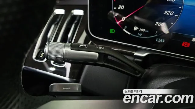 Mercedes-Benz S-Class — Фото автомобиля 28