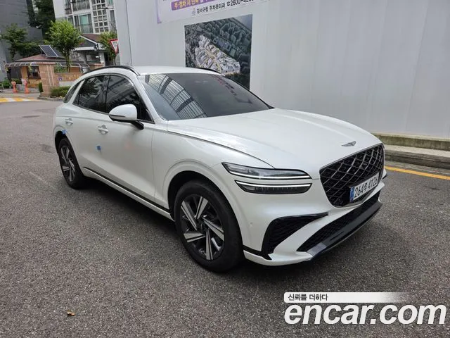 Genesis GV70 2.5T Бензин 2WD — Фото автомобиля 3