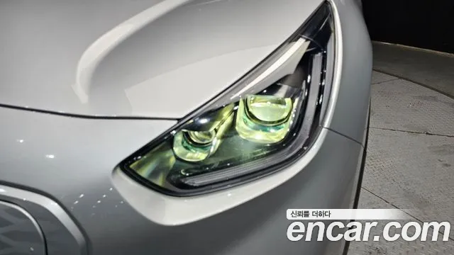 Kia Niro Niro Plus Air — Фото автомобиля 22