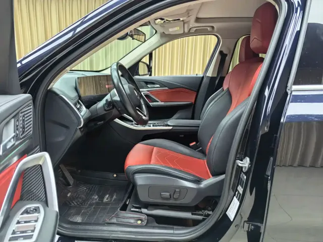 BMW X1 — Фото автомобиля 4