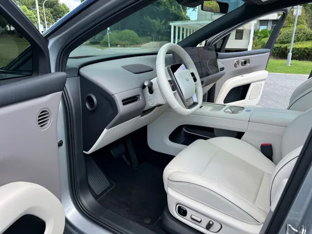 Li Auto i6 — Фото автомобиля 10