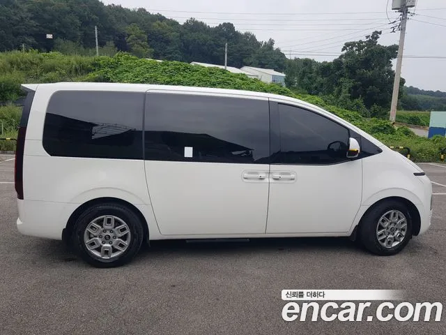 Hyundai Staria Staria Tourer 11 мест — Фото автомобиля 4