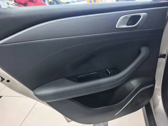 Geely Galaxy Stellar 6 — Фото автомобиля 21