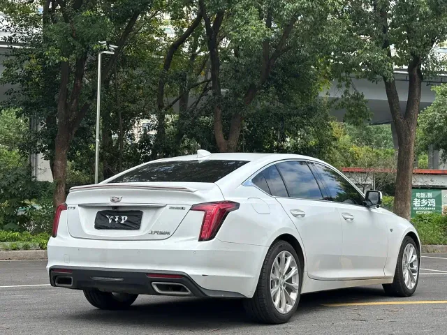Cadillac CT5 — Фото автомобиля 7