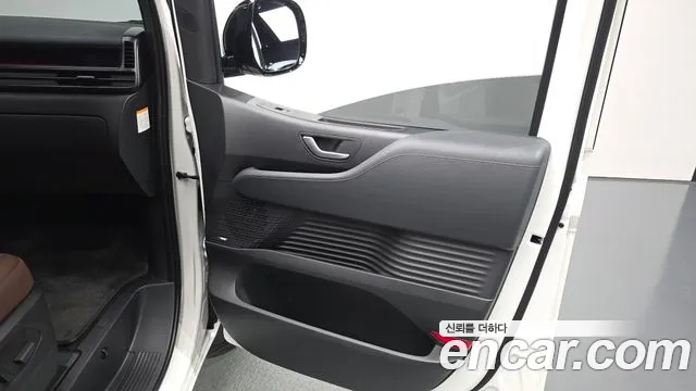 Hyundai Staria Staria (New) — Фото автомобиля 24